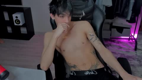 davis online show from 02/20/25, 09:53