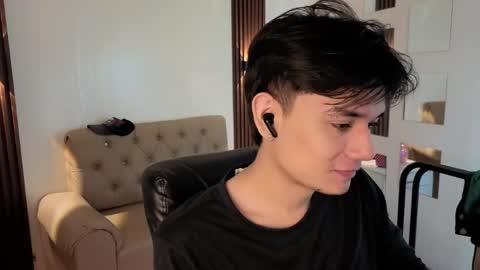 davoxer online show from 04/15/26, 02:29