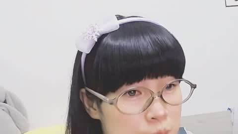 Snapshot of dawnlove22 chatting on 03/28/26, 05:18 Mita online show from 03/28/26, 05:18