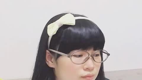 Snapshot of dawnlove22 chatting on 04/04/26, 04:22 Mita online show from 04/04/26, 04:22