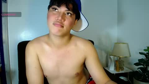 Snapshot of dawsonhansleyxx_ chatting on 04/27/26, 09:35 Dawsonhansleyxx online show from 04/27/26, 09:35