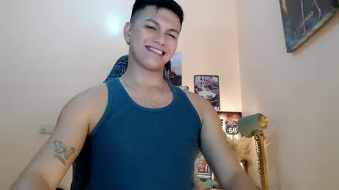 Snapshot of dax_x chatting on 01/25/25, 10:28 JC LOVER BOY online show from 01/25/25, 10:28