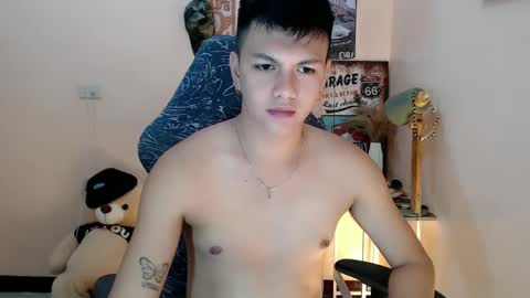 Snapshot of dax_x chatting on 01/27/25, 11:00 JC LOVER BOY online show from 01/27/25, 11:00