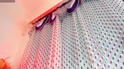 Snapshot of day_alexa chatting on 04/17/26, 10:07 Day Alexa online show from 04/17/26, 10:07