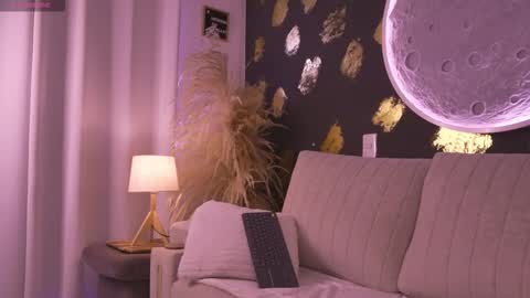 Snapshot of day_wilkint chatting on 03/26/26, 08:36 Day Wilkinht online show from 03/26/26, 08:36