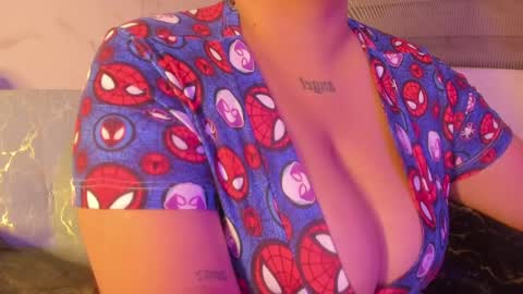 Snapshot of dayan_silva_ chatting on 03/28/26, 02:33 DAYAN online show from 03/28/26, 02:33