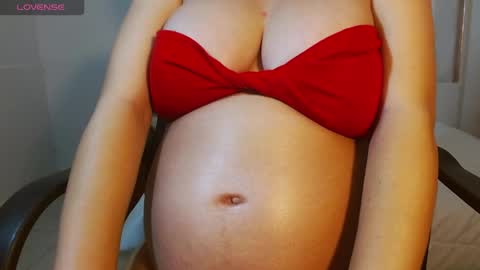 dayana online show from 11/18/25, 09:41