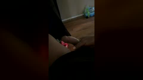 daydaykiing online show from 06/28/26, 07:53