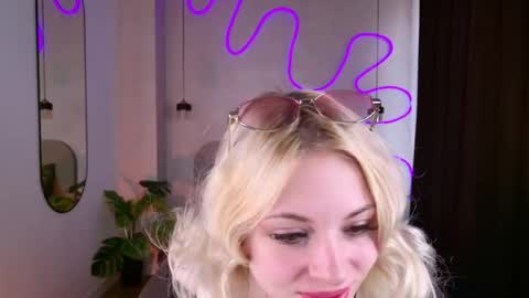 Kylie online show from 05/12/26, 07:16