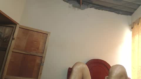 Snapshot of daylon_brown_ chatting on 09/29/25, 05:07 Dylon online show from 09/29/25, 05:07