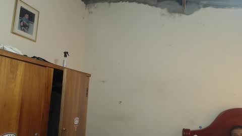 Snapshot of daylon_brown_ chatting on 10/11/25, 05:22 Dylon online show from 10/11/25, 05:22