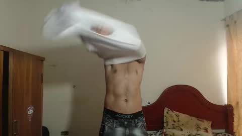 Snapshot of daylon_brown_ chatting on 12/20/25, 06:59 Dylon online show from 12/20/25, 06:59