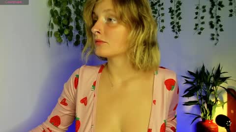 dayna_sunset online show from 05/02/26, 03:33