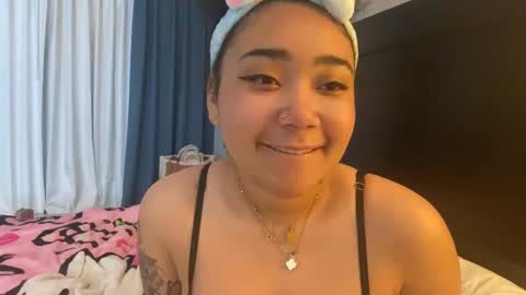 Snapshot of dayqueen1 chatting on 02/08/25, 08:20 dayqueen1 online show from 02/08/25, 08:20