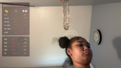 Snapshot of dayqueen1 chatting on 10/08/25, 08:06 dayqueen1 online show from 10/08/25, 08:06