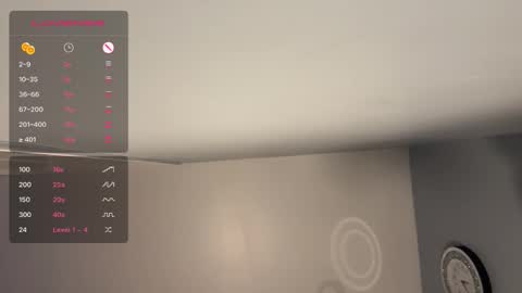 Snapshot of dayqueen1 chatting on 10/20/25, 11:27 dayqueen1 online show from 10/20/25, 11:27