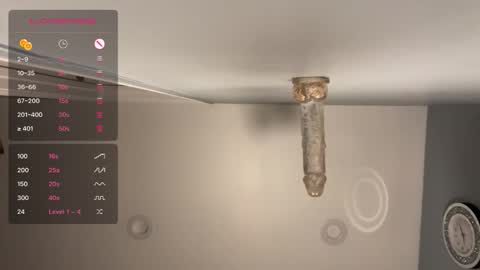 Snapshot of dayqueen1 chatting on 10/25/25, 08:55 dayqueen1 online show from 10/25/25, 08:55