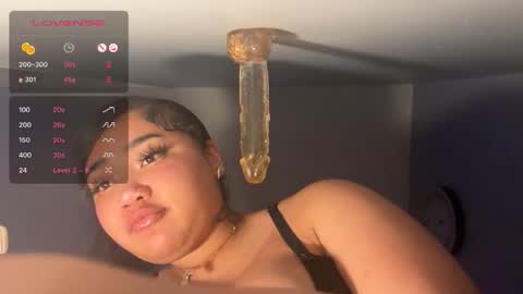 Snapshot of dayqueen1 chatting on 03/14/26, 07:36 dayqueen1 online show from 03/14/26, 07:36