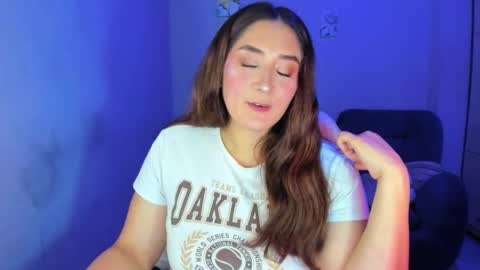    online show from 12/18/25, 11:00