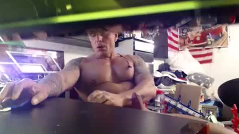 Snapshot of daywalker2013 chatting on 11/19/25, 11:38 Millenium online show from 11/19/25, 11:38