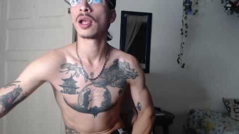 Snapshot of dazzayyy chatting on 04/29/26, 02:04 dazzayy online show from 04/29/26, 02:04