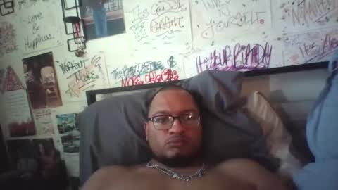 Snapshot of dbeamon92 chatting on 04/23/26, 01:35 dbeamon92 online show from 04/23/26, 01:35
