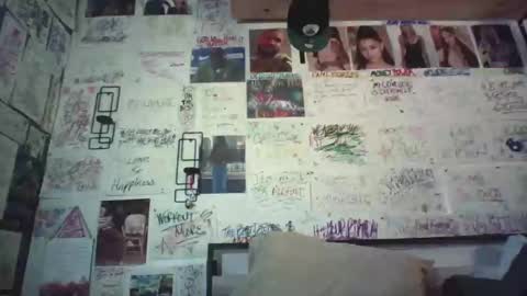 Snapshot of dbeamon92 chatting on 05/05/26, 02:03 dbeamon92 online show from 05/05/26, 02:03