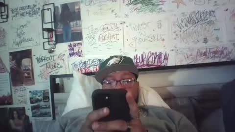 Snapshot of dbeamon92 chatting on 05/11/26, 03:51 dbeamon92 online show from 05/11/26, 03:51