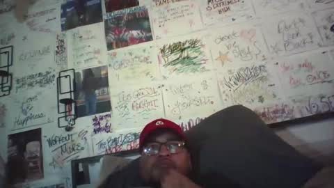 Snapshot of dbeamon92 chatting on 05/25/26, 01:00 dbeamon92 online show from 05/25/26, 01:00