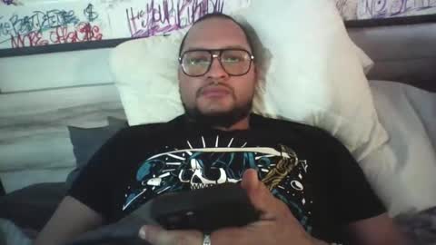 Snapshot of dbeamon92 chatting on 06/07/26, 04:33 dbeamon92 online show from 06/07/26, 04:33