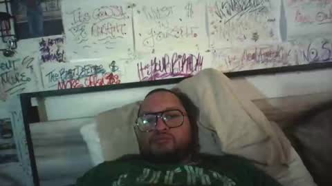 Snapshot of dbeamon92 chatting on 06/11/26, 12:32 dbeamon92 online show from 06/11/26, 12:32