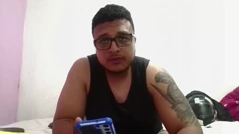 Snapshot of dc333777 chatting on 03/04/26, 01:00 dc333777 online show from 03/04/26, 01:00