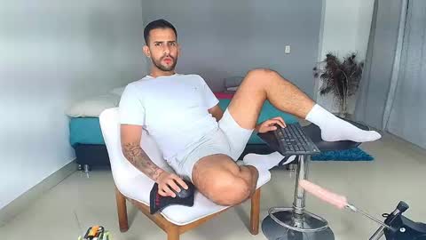 dcollins_ online show from 02/08/25, 12:38