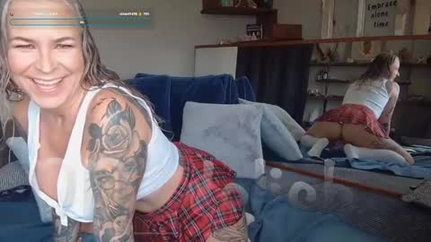 Snapshot of dd_delish chatting on 04/07/26, 07:03 dd_delish online show from 04/07/26, 07:03