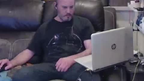 Snapshot of ddboobman chatting on 04/04/26, 07:55 want girl to play with me online show from 04/04/26, 07:55