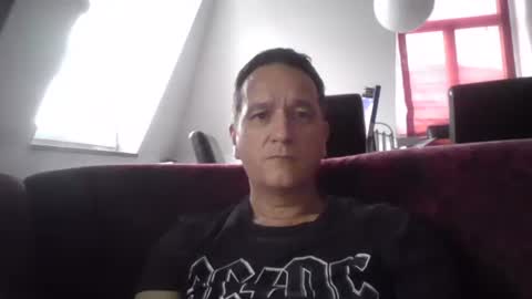 Play with me while I watch you german handsome squirtlover love small girls small tits big clit cut c2c shaved online show from 01/10/25, 09:55