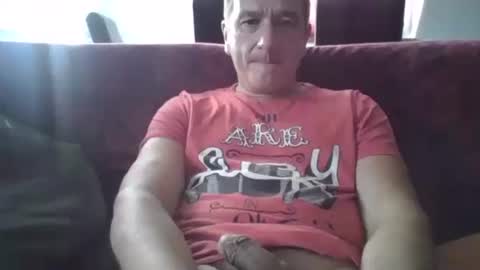 Play with me while I watch you german handsome squirtlover love small girls small tits big clit cut c2c shaved online show from 09/15/25, 12:16