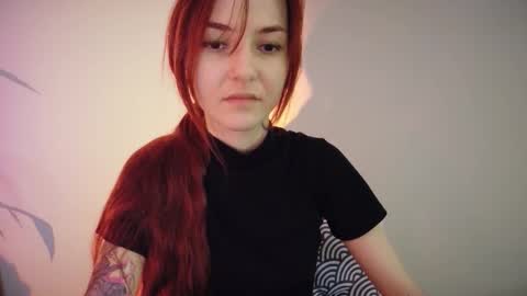 Snapshot of dead_girll chatting on 03/13/26, 09:21 freak online show from 03/13/26, 09:21