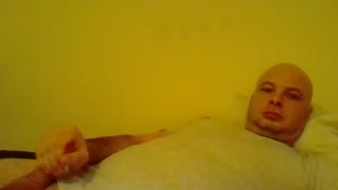 Snapshot of deadlift604 chatting on 12/22/25, 02:08 deadlift604 online show from 12/22/25, 02:08