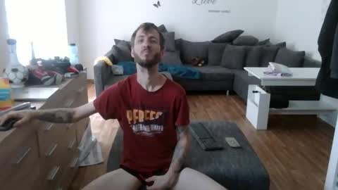 Snapshot of deaf_fc_union_berlin14 chatting on 03/22/26, 04:10 robert online show from 03/22/26, 04:10