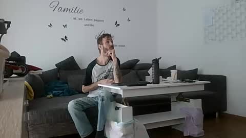 Snapshot of deaf_fc_union_berlin14 chatting on 03/29/26, 12:16 robert online show from 03/29/26, 12:16