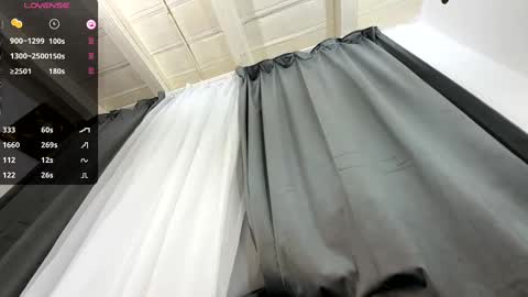 Snapshot of deafhugetits_110e chatting on 10/06/25, 08:17 DEAF Zoe and NaughtiestGal Misty online show from 10/06/25, 08:17