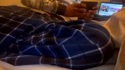 Snapshot of dealwithit805747 chatting on 01/09/25, 02:54 dealwithit805747 online show from 01/09/25, 02:54