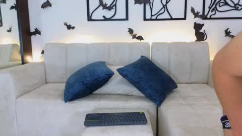 Andres online show from 10/31/25, 12:11