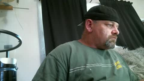 Snapshot of deango831 chatting on 02/09/25, 12:39 Deango online show from 02/09/25, 12:39