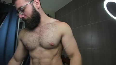 Snapshot of deanlek chatting on 01/08/25, 09:23 Dean online show from 01/08/25, 09:23