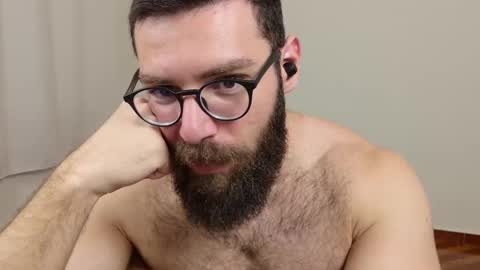 Snapshot of deanlek chatting on 10/30/25, 08:20 Dean online show from 10/30/25, 08:20