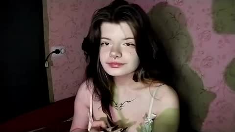 Snapshot of deannemillener chatting on 05/12/26, 06:27 Camille online show from 05/12/26, 06:27