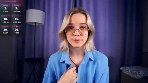 Charlie 18yo online show from 09/15/25, 06:35