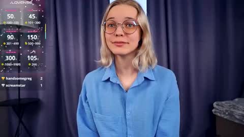 Charlie 18yo online show from 10/23/25, 05:18